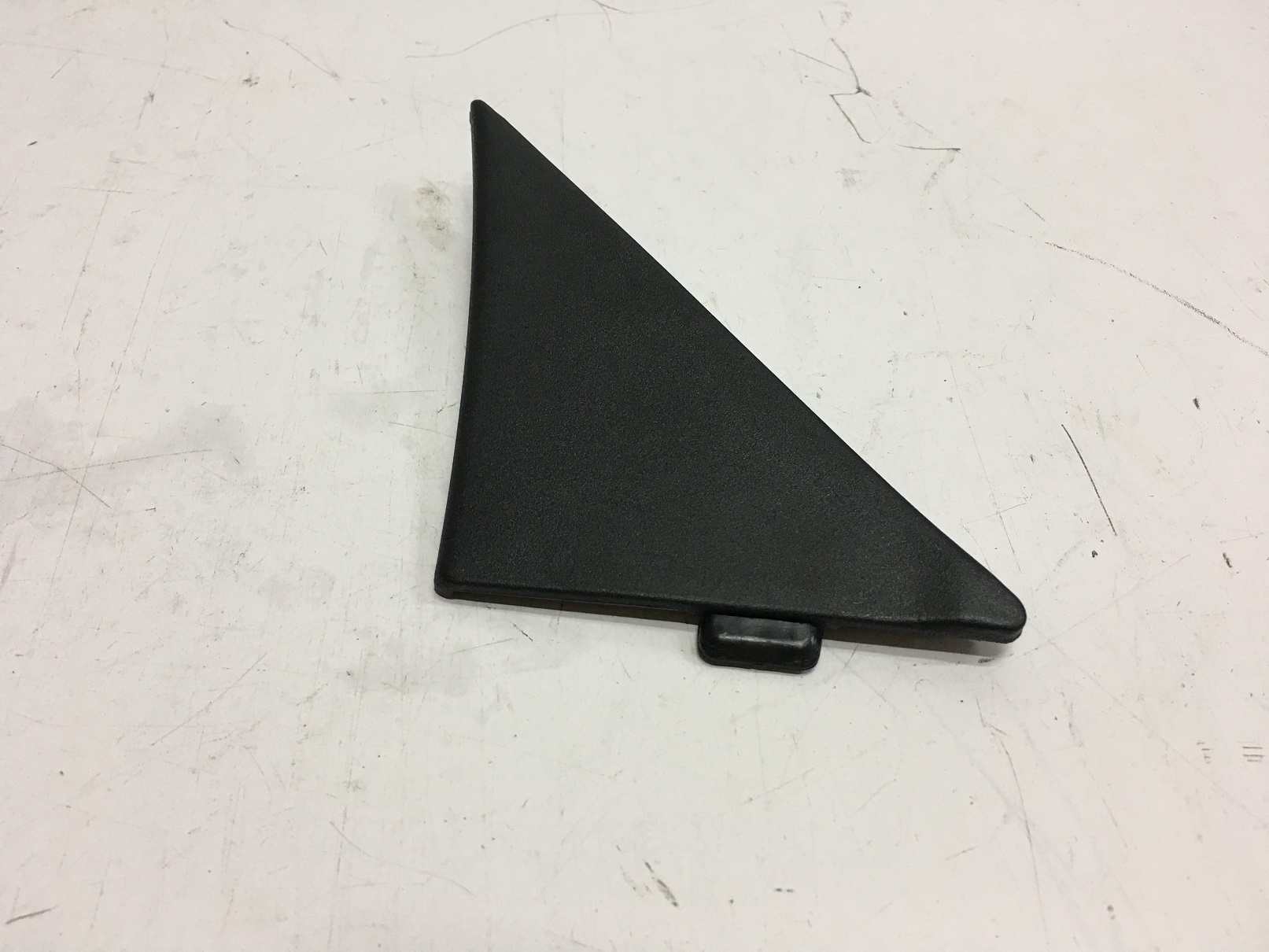 TAPA INTERIOR DE ESPEJO IZQUIERDA HILUX 1990-2004