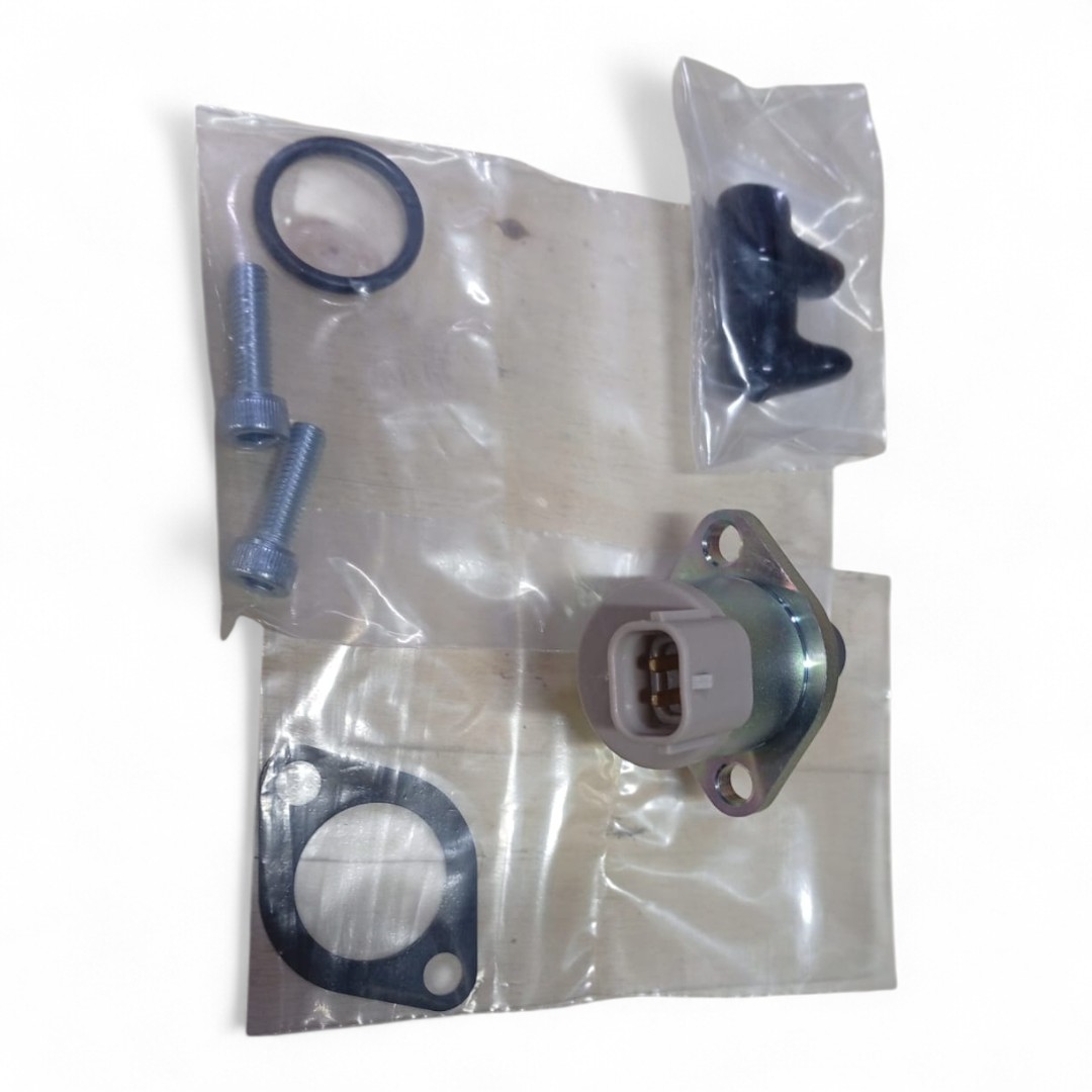 ELECTROVALVULA DE DE BOMBA INYECTORA HILUX/SW4 2005-2015 CORTA