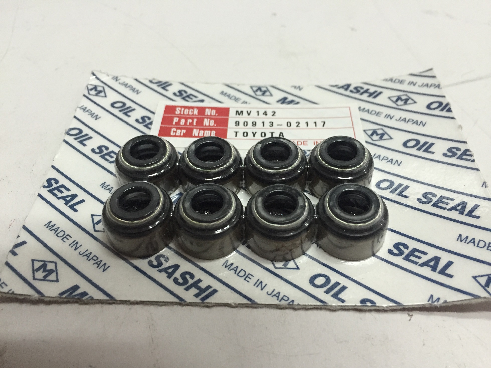 JGO DE RETENES DE VALVULA TOYOTA HILUX 1992-2004