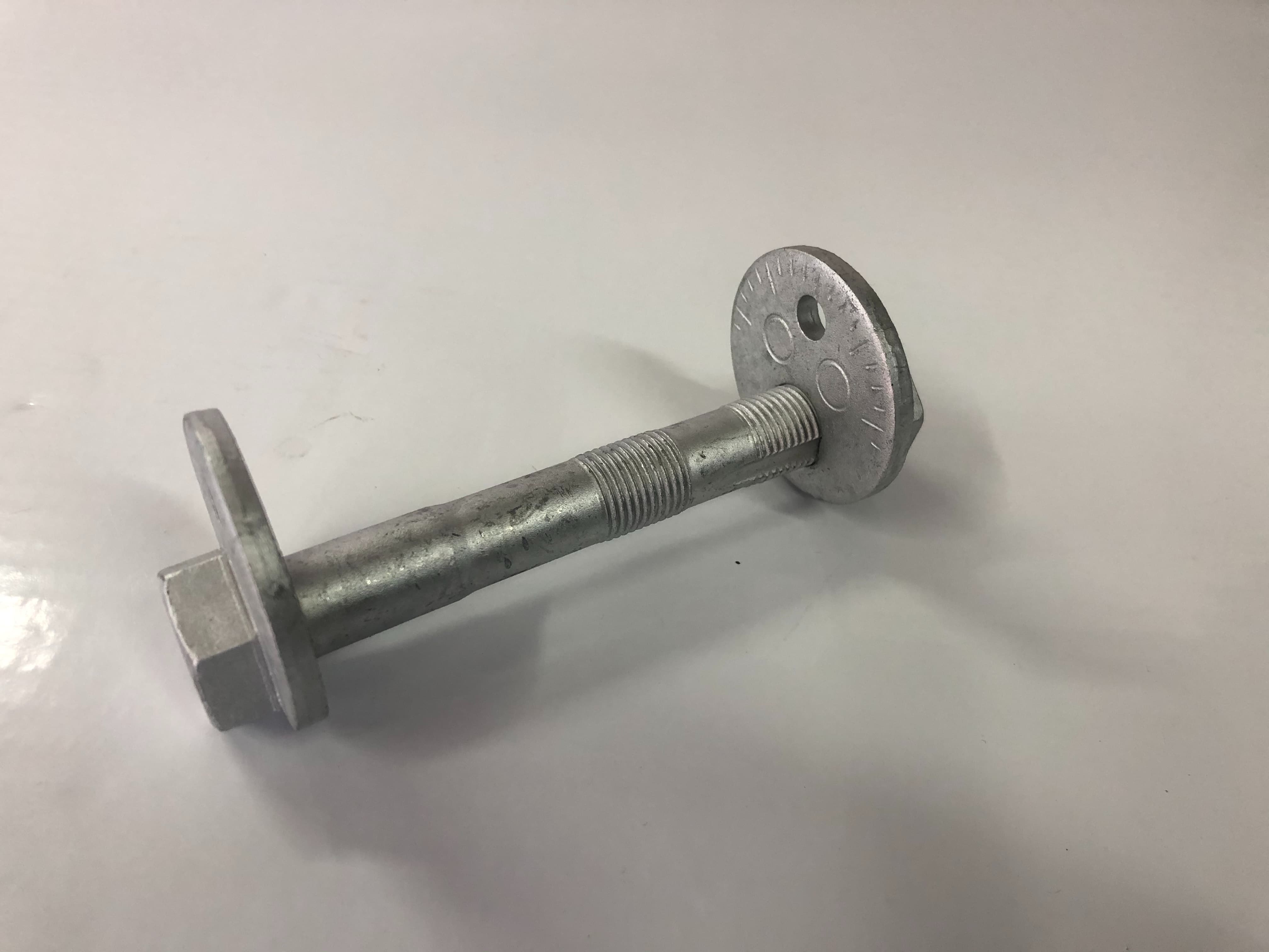 BULON CORRECTOR DE COMBA HILUX/SW4 2015- (CORTO)